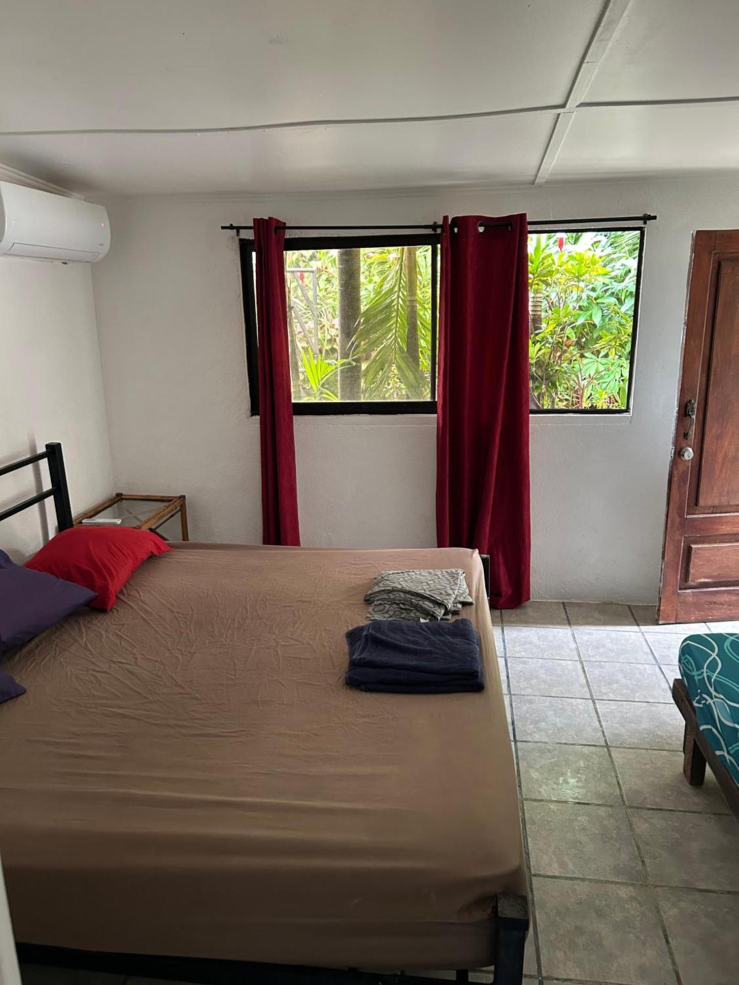 Pura Vida Hostel Tamarindo Ngoại thất bức ảnh